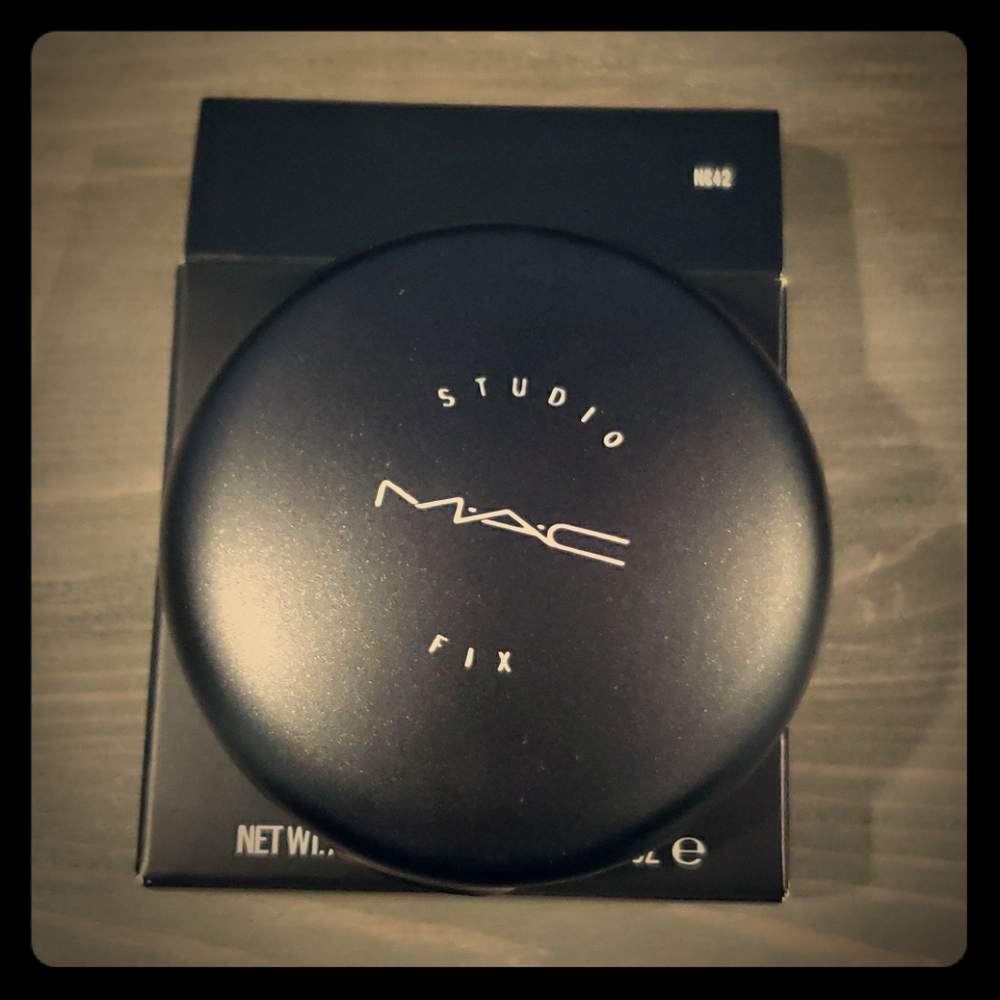 Mac studio fix powder plus foundation